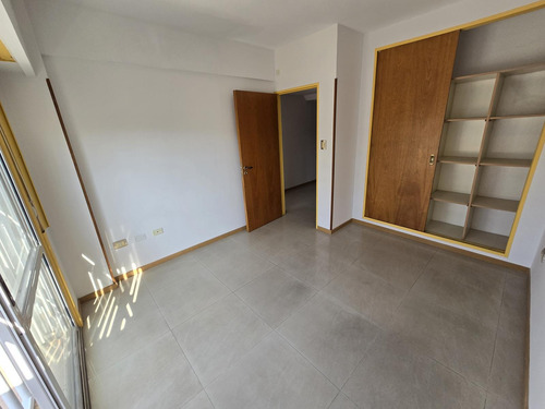 Excelente Departamento Con 2 Coceras - Apto Profesional