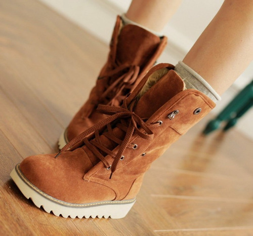 Botas Con Relleno Con Diseño Que Se Dobla. Plataforma. 24