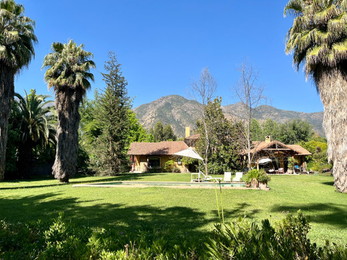 Cómoda Casa Estilo Chileno En La Aparición De Paine