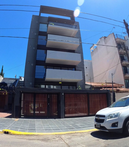 Departamento En Venta En Haedo Centro