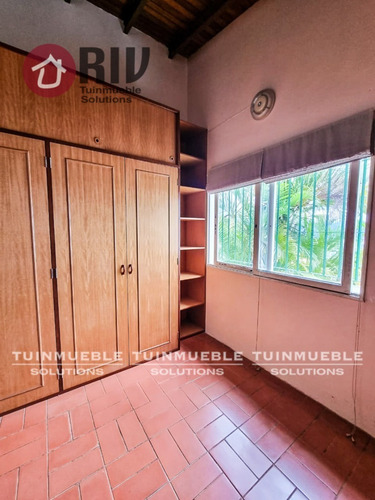 Venta - Quinta En Alto Prado. Estado Miranda.
