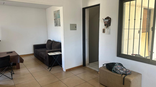 Duplex En Venta En Avenida España, Ciudad E Mendoza