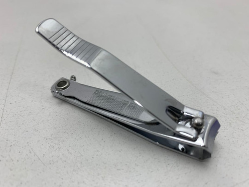 Corta Uñas Mano Acero Corona Pq 7089 Xavi