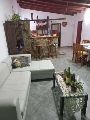 Imagen 6 de 11 de Casa Tipo Chalet De 3 Amb. , Encontra Tu Paz Y A Disfrutar