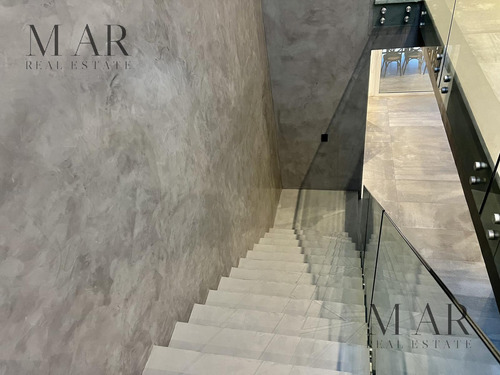 Casa En Venta Y Alquiler En El Yacht, Nordelta Con Salida Al Río