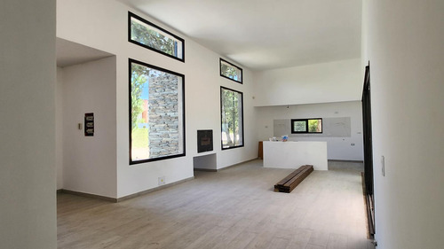 Casa Moderna A Estrenar 3 Dormitorios -pinamar- Financiación