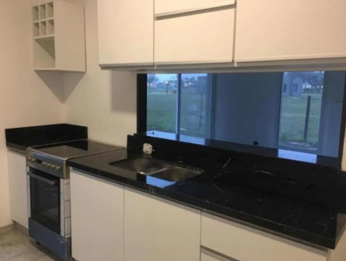 Hermosa Casa En Venta, Barrio San Ramon