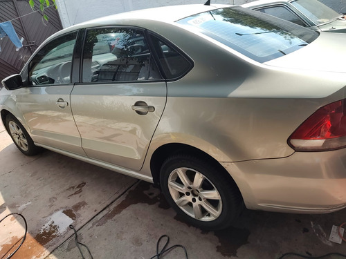 Volkswagen Vento 1.6 Active At