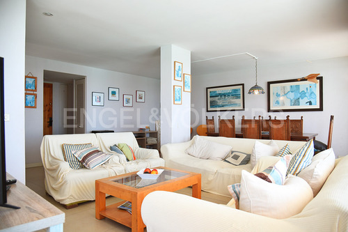 Venta De Departamento Esquina En Sam