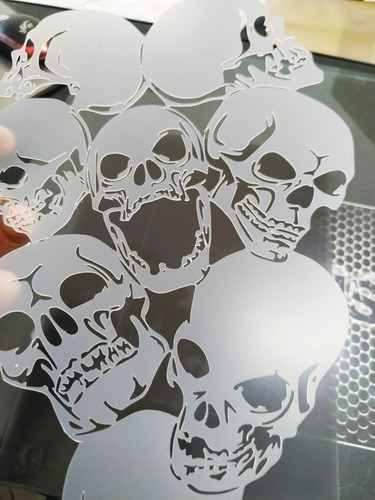 Stencil Caveiras Grudadas P/ Aerografia 2r10