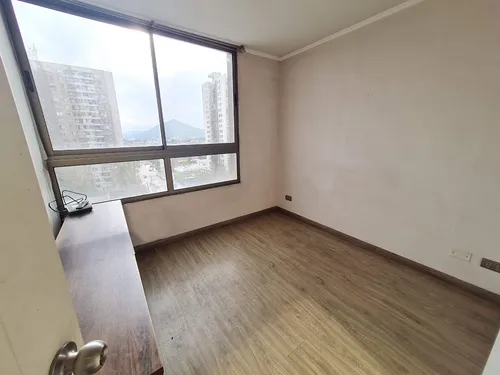 Departamento Ubicado A Pasos De Metro Plaza Chacabuco