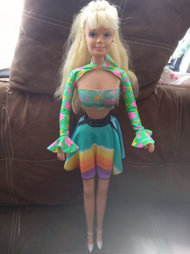 Muñeca Barbie Gigante Bootleg 64 Cm. De Alto (Usado)