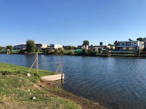 Imagen 4 de 14 de Venta Lote Al Agua San Matias. Escobar