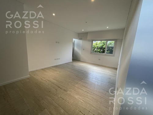 Imagen 12 de 15 de Moderna Y Amplia Casa Con Piscina A Estrenar En Cruz Del Sur, Canning!