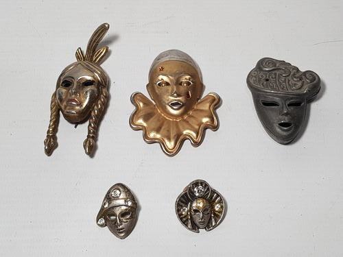 Imagen 1 de 9 de Antiguo Carnaval Pines Broches Cajita Lote X 5 Mag 58414