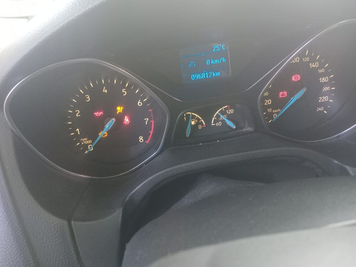 Ford Focus III 2.0 Se Plus Mt