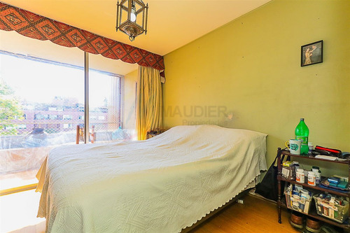 Departamento En Venta De 2 Dorm. En Providencia