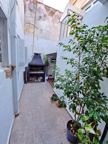 Imagen 8 de 11 de 3 Amb Al Frente 2 Dormitorios Con Patio, Balcón Y Parrilla