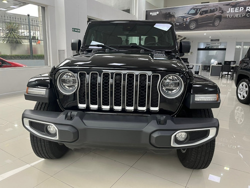 Imagen 13 de 21 de Jeep Gladiator Overland 3.6 At8 4x4