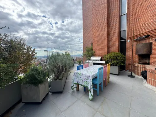 Apartamento En Arriendo/venta En Los Rosales. Cod A21714