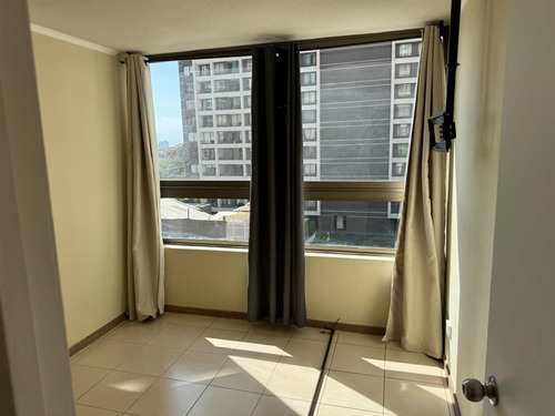 Departamento En Arriendo De 1 Dorm. En Estación Central