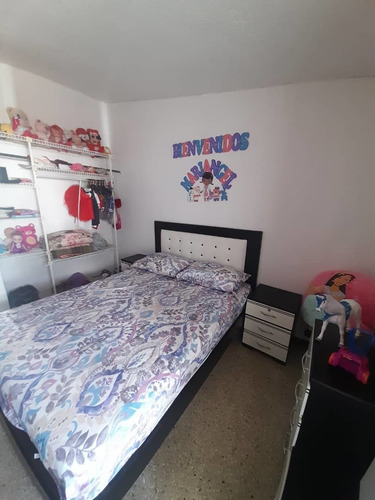 Imagen 9 de 14 de Venta De Casa, Ubicada En Altos De Paramillo. Adlz
