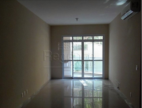 Imagem 1 de 15 de Apartamento A Venda No Bairro Carvoeira Em Florianopolis - V-79275