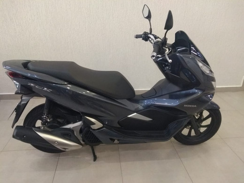 Imagem 2 de 6 de Scooter Honda Pcx 150 Cinza 2021 Seminova
