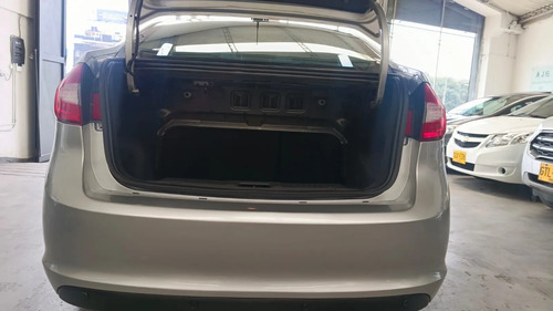 Ford Fiesta 1.6 At