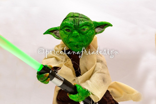 Yoda Star Wars En Porcelana Fría