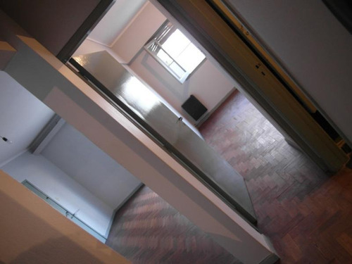 Imagen 10 de 30 de Departamento En Venta De 2 Dormitorios En La Plata (plaza Paso)