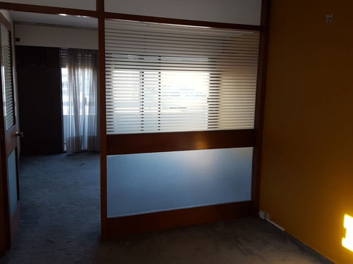 Imagen 10 de 16 de Venta Oficinas Apartamentos Centro (ref: Rgo-185)
