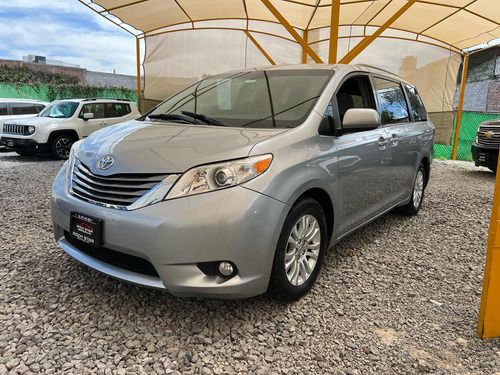 Toyota Sienna 3.5 Xle At