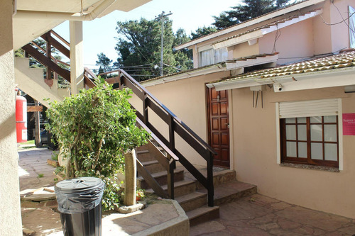 Complejo En Venta - 8 Ufs - Valeria Del Mar