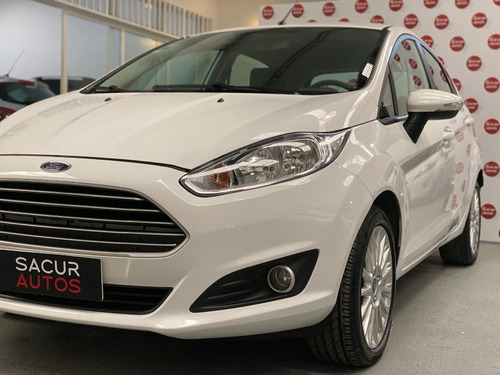 Imagen 14 de 18 de Ford Fiesta 1.6 5p Se (kd) 2017