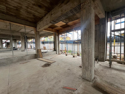 Se Arrienda Local Comercial De 189 Mtr2