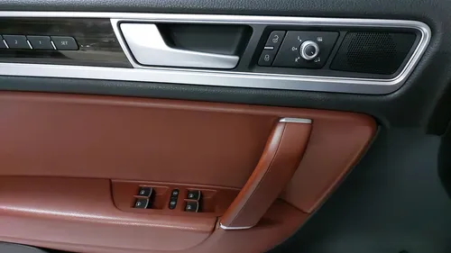 Volkswagen Touareg 4.2 V8 R-LINE