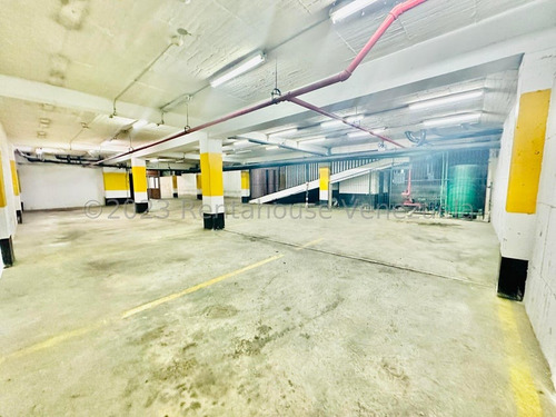 Imagen 4 de 30 de Edificio Comercial (3 Niveles) Alquiler Chacao Mls-23-30286