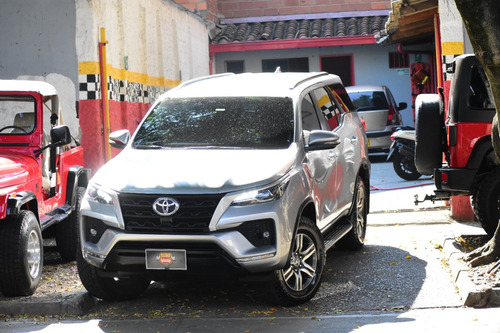 Toyota Fortuner 2.7l