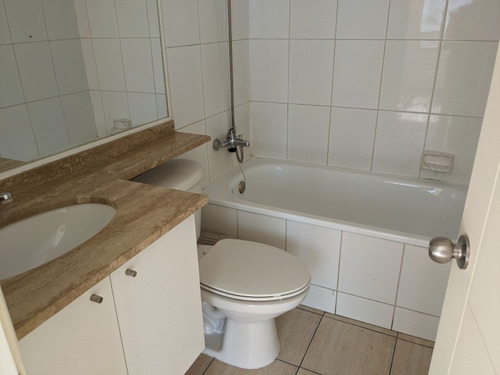 Arriendo Departamento-2 Cuadras Del Metro Santa Lucia 2d/2b