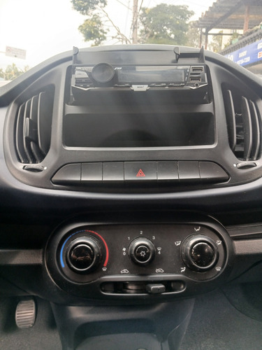 Fiat Uno 1.0 Attractive Flex 5p