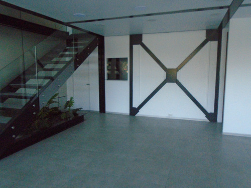 Oportunidad ! Local De 97,57 M2 - Tranqueras- Av Las Condes