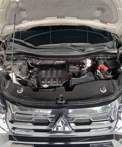 Mitsubishi Xpander Cross