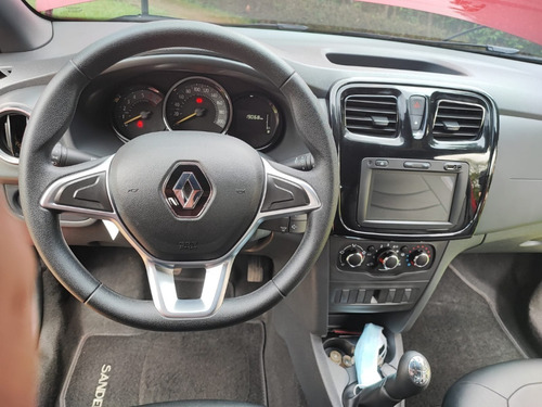 Imagen 7 de 16 de Renault Sandero Life Max