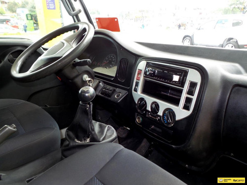 Imagen 24 de 25 de Power Daily 50y13 Camion Furgon