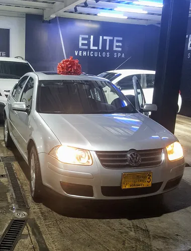 Volkswagen Jetta Clasico 2015 2.0 Trendline Full Version