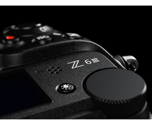 Camara Nikon Mirrorless Z6iii (3) Cuerpo Solo Model Color Negro