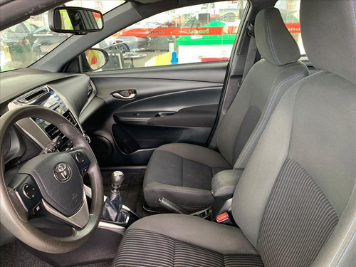 Imagem 8 de 15 de Yaris 1.3 16v Flex Xl Manual