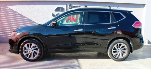 Imagen 7 de 15 de Xtrail Exclusive 3 Filas 2017 Tomamos Auto A Cuenta