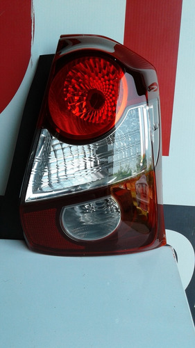 Acrilico Faro Trasero Derecho Etios Platinium Hb.